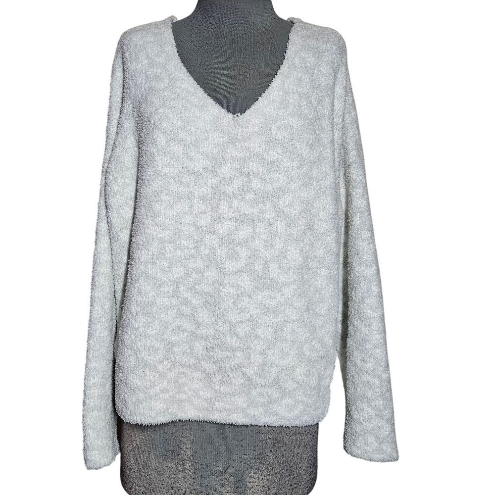 Halston Cream V Neck Sweater Size XL
